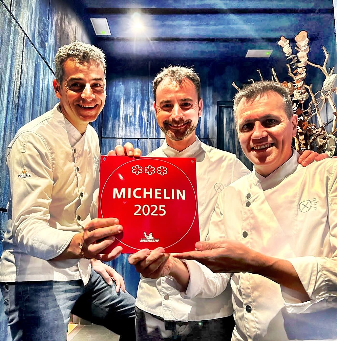 Visitamos @disfrutarbcn el mejor #restaurant del mundo 🌎 que cuenta con 3 ⭐️⭐️⭐️ ....