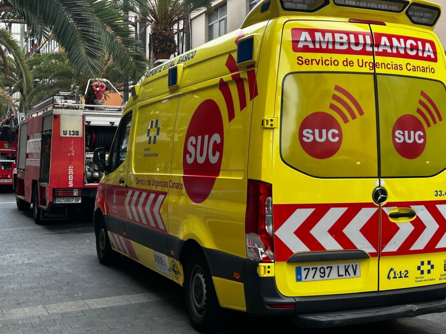 Una mujer resulta herida al volcar un vehículo en Gran Canaria - El martes 9 de diciembre de 2025, a las 11:10 horas, se produjo un accidente en la autopista GC-1, en el kilómetro 16 en dirección sur, dentro del municipio de Telde. El incidente involucró el vuelco de un vehículo. El Centro Coordinador de Emergencias y Seguridad (CECOES) 112 del Gobierno de Canarias recibió la alerta y procedió a activar a los servicios de emergencia correspondientes.
En la intervención participaron el Servicio de Urgencias Canario (SUC), que desplegó una ambulancia sanitariz... Una mujer resulta herida al volcar un vehículo en Gran Canaria - El martes 9 de diciembre de 2025, a las 11:10 horas, se produjo un accidente en la autopista GC-1, en el kilómetro 16 en dirección sur, dentro del municipio de Telde. El incidente involucró el vuelco de un vehículo. El Centro Coordinador de Emergencias y Seguridad (CECOES) 112 del Gobierno de Canarias recibió la alerta y procedió a activar a los servicios de emergencia correspondientes.
En la intervención participaron el Servicio de Urgencias Canario (SUC), que desplegó una ambulancia sanitariz...